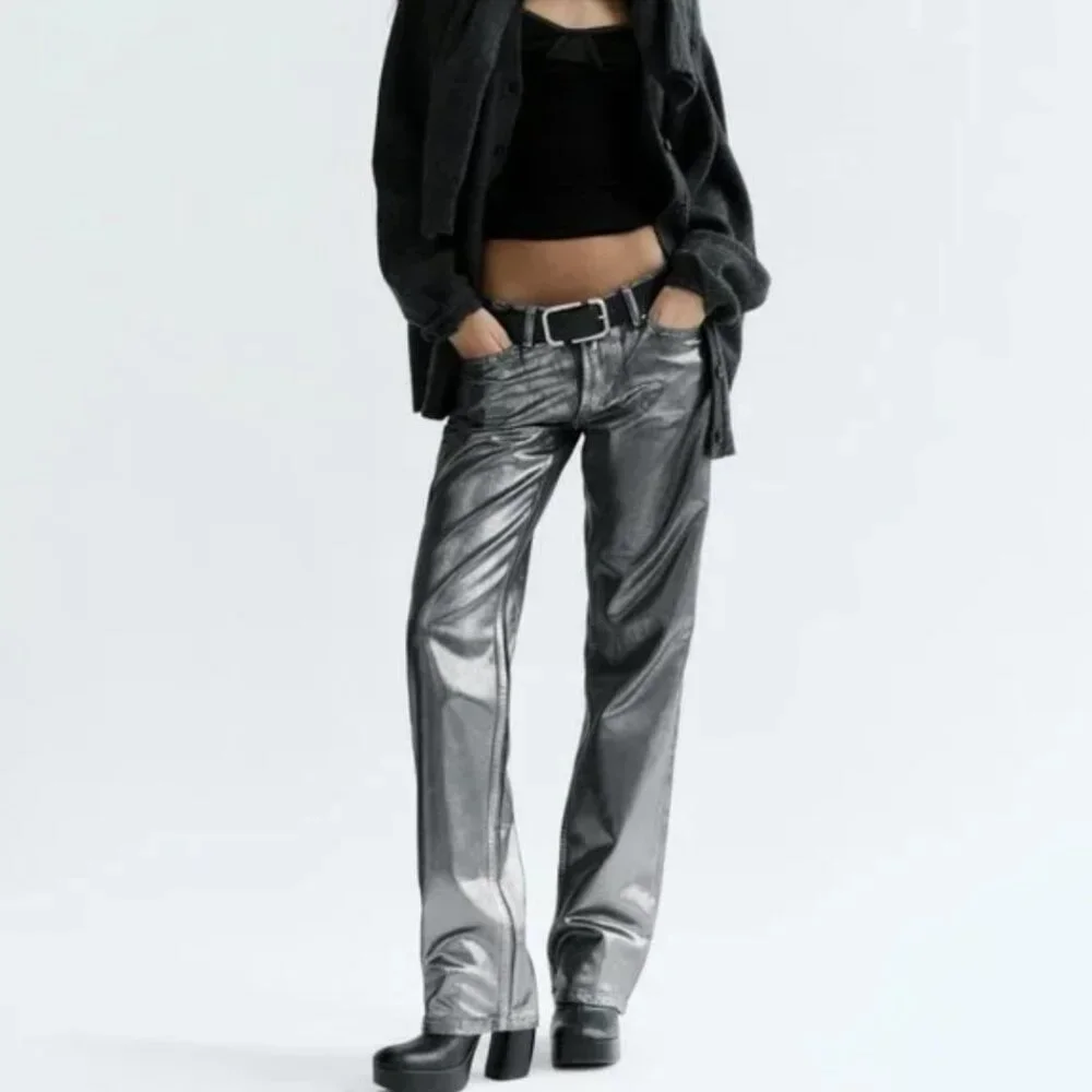 NWT ZARA MID WAIST STRAIGHT LEG FOIL JEANS BLACK - Picture 1 of 6